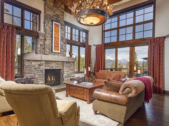 4th image of 1522 Estates Dr
