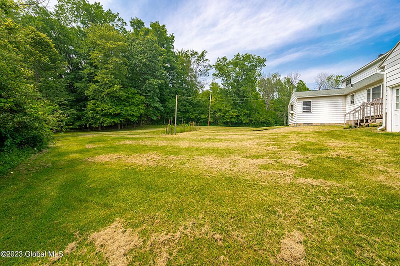 5th image of 70 Northern Pines Road