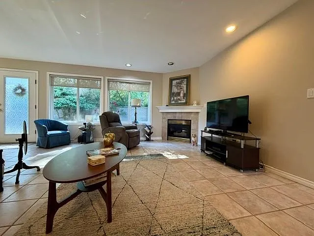 5209 Glen Abbey Pl — Photo 5