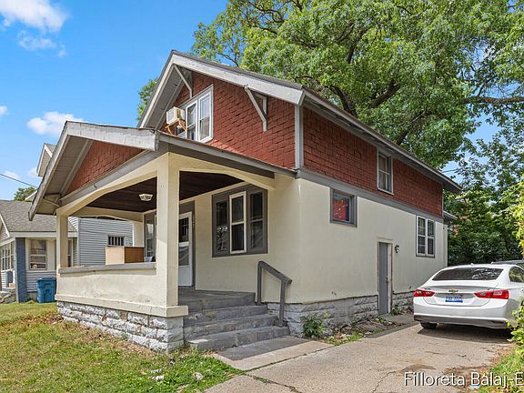 2nd image of 627 Watkins St SE