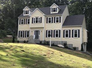 181 Hartford Ave West, Uxbridge, MA 01569