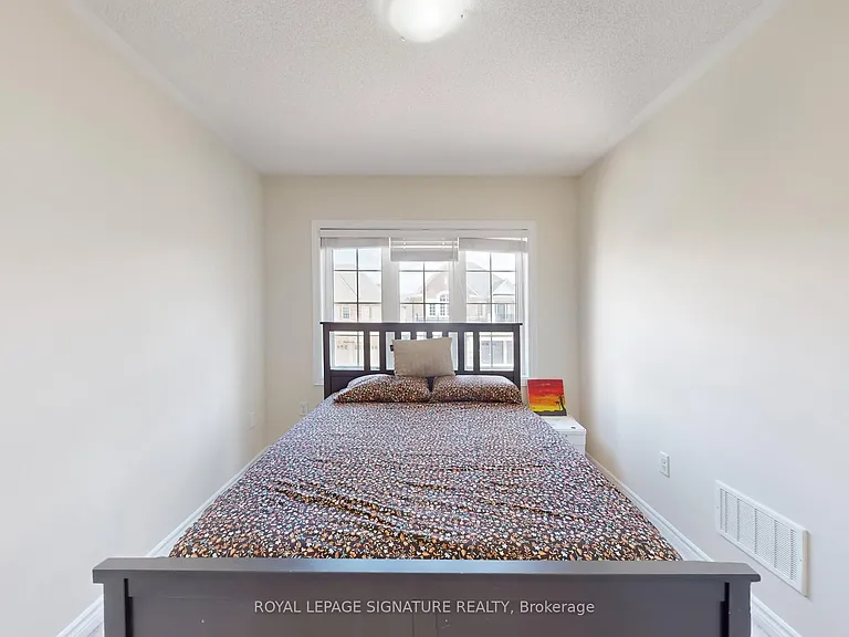 30 Walbrook Rd — Photo 32