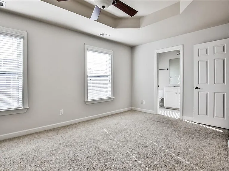 1934 Cobblestone Cir NE — Photo 19