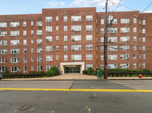 25 Sunnyside Drive #H1, Yonkers, NY 10705
