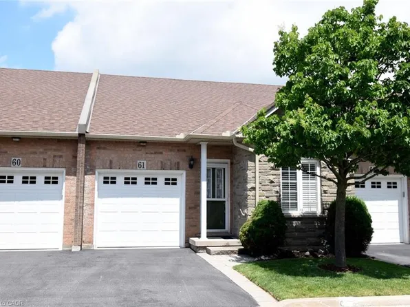 566 Southridge Dr #61, Hamilton, ON L9C 7W5