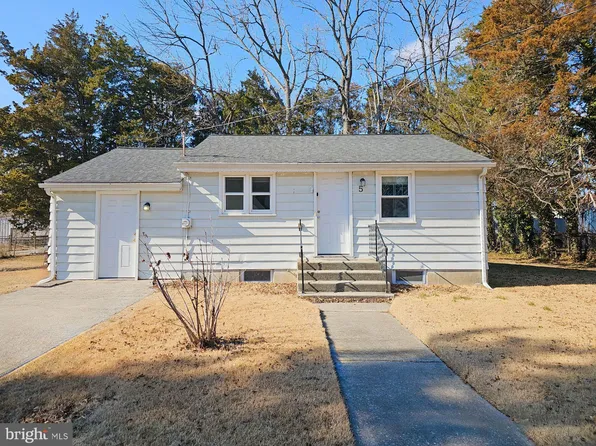 5 Beaver Ave, Pennsville, NJ 08070