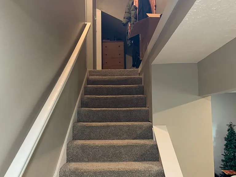 221 E 16th St — Photo 6