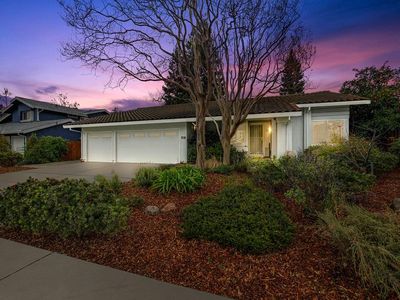 427 Cedar River Way, Sacramento, CA, 95831