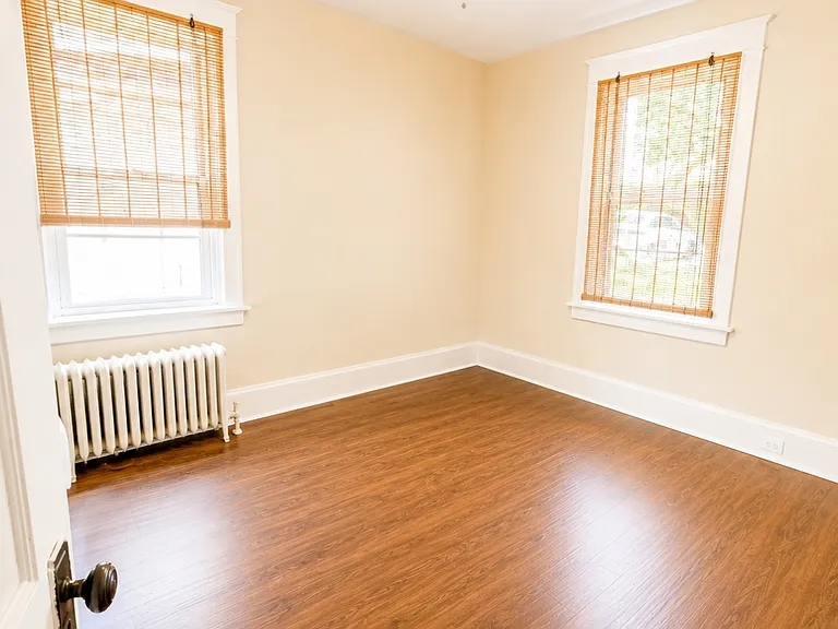 1631 Shady Ave #1 — Photo 16
