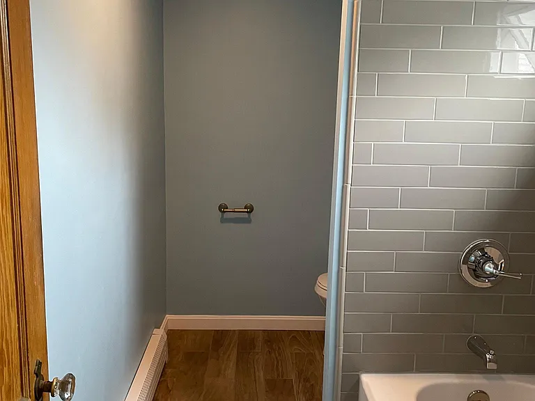renovated full bathroom.