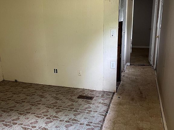 5th image of 175 MACHELLE Drive