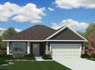 7739 Adler Trl, Inver Grove Heights, MN 55077