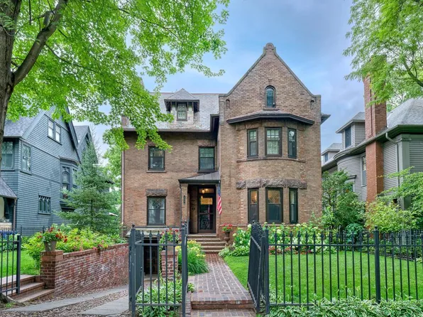 506 Grand Hl, Saint Paul, MN 55102