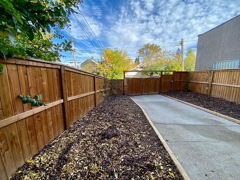 Calgary Townhouse for rent - 3 Bedrooms — photo 25