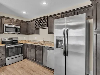 TH2 - 3BR, 1.5BA - 1,357SF