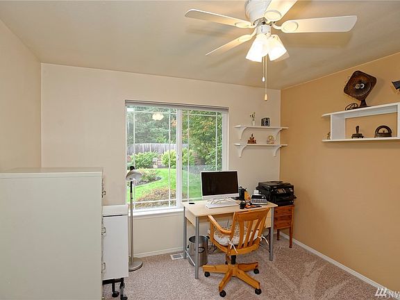 5th image of 21014 52nd Ave E