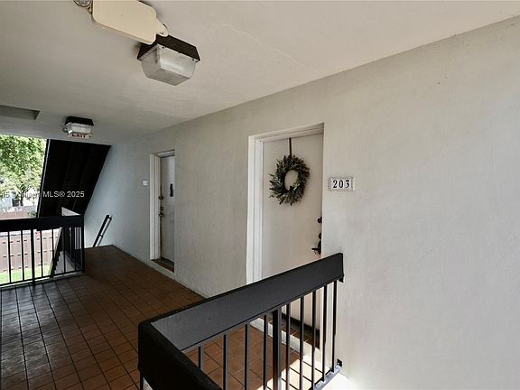 4th image of 571 NW 107th Ave APT 203