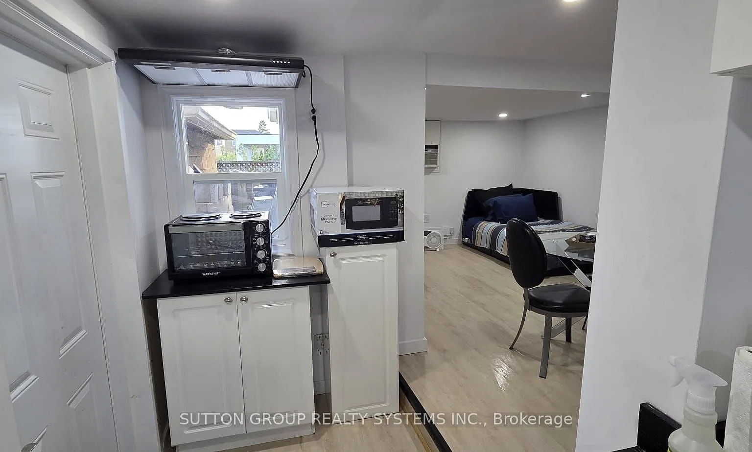 1 bed, $1,680 — Photo 2