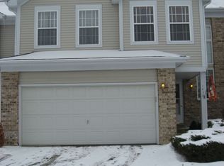 1438 Brittania Way, Roselle, IL 60172