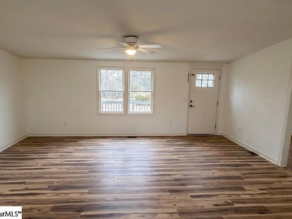 4th image of 3952 Jordan Rd