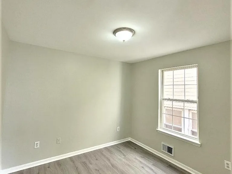 306 S 7th St #3 — Photo 4