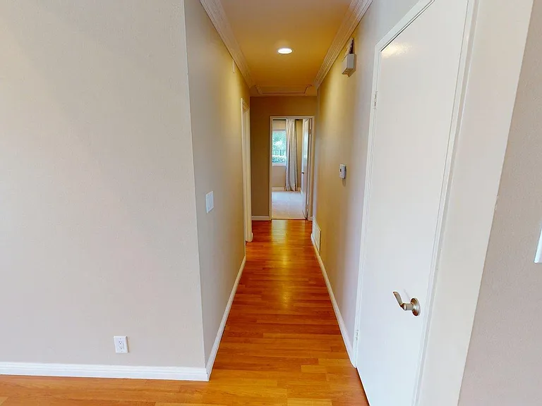 2080 Channelford Rd — Photo 4