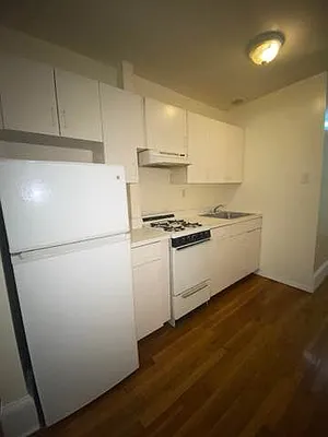 Rented by Oxford Property Group | media 19