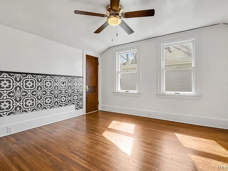 522 N Washington Ave — Photo 12