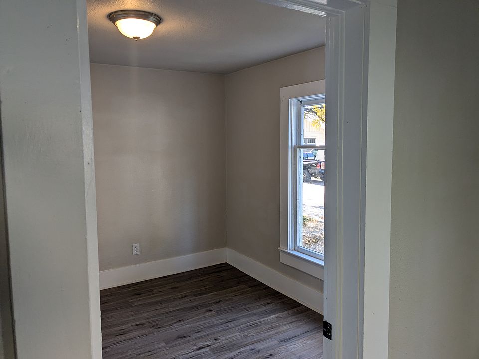 1st image of 126 Vergobbi Ave