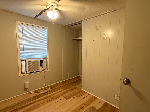 5th image of 315 Sunset Dr #4