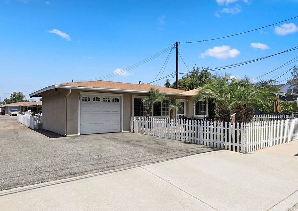 1st image of 2517 Santa Ana Ave