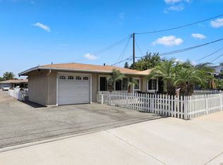 2517 Santa Ana Ave, Costa Mesa, CA 92627