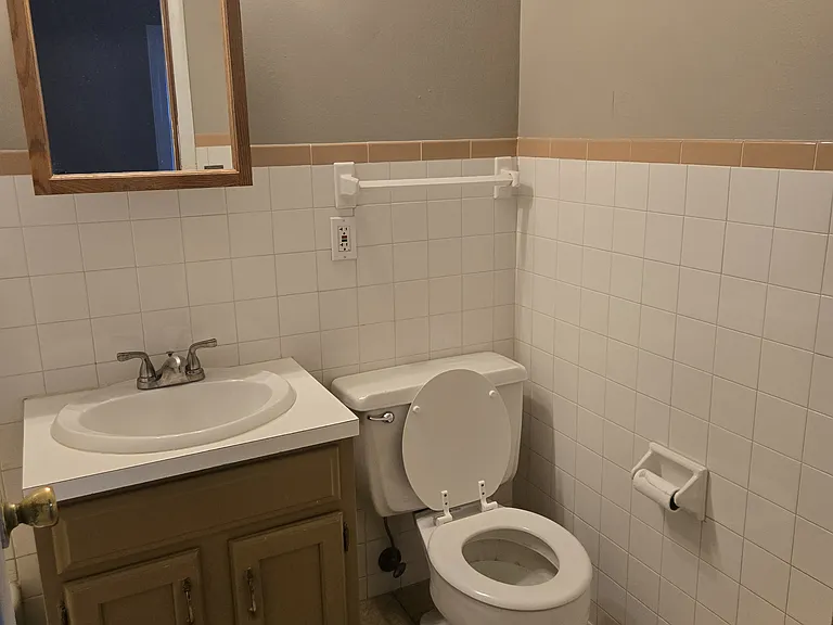 1505 Park Ln — Photo 14