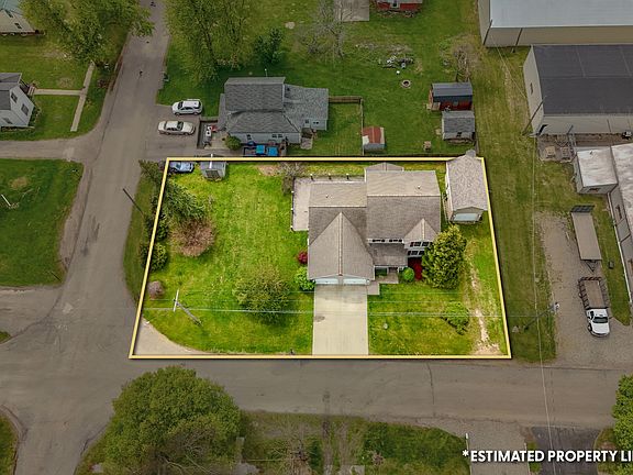 4th image of 9049 Hamilton Rd