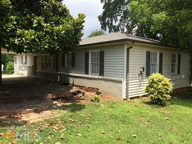 2nd image of 6709 Carriage Dr SW