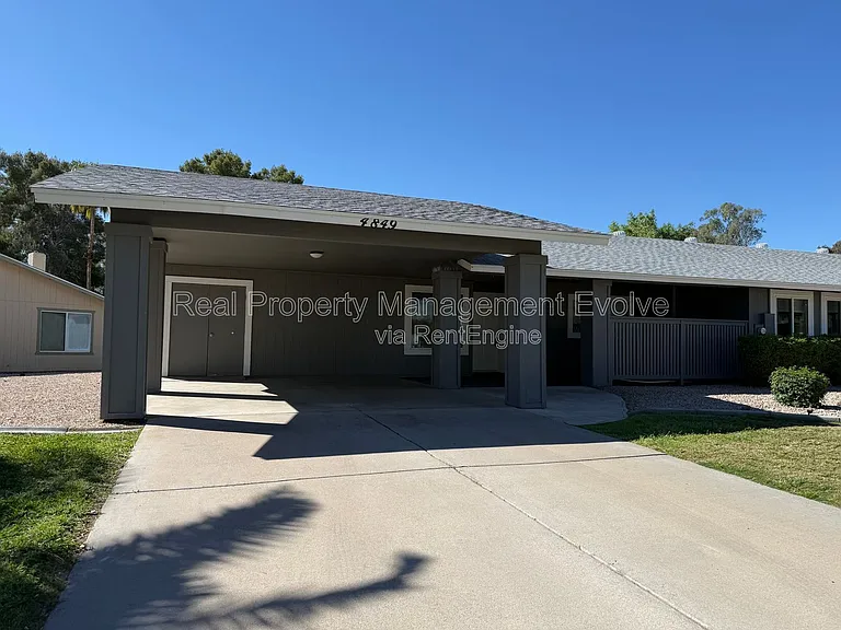 4849 E Lake Point Cir — Photo 2