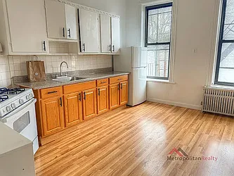 718 4th Avenue, #3
