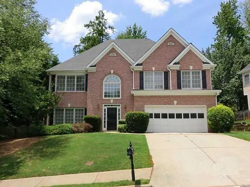 4 bed, 2.5 bath, 3011 sqft, $2,600 — Photo 1