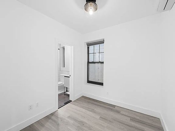 4th image of 321 20th St #2F