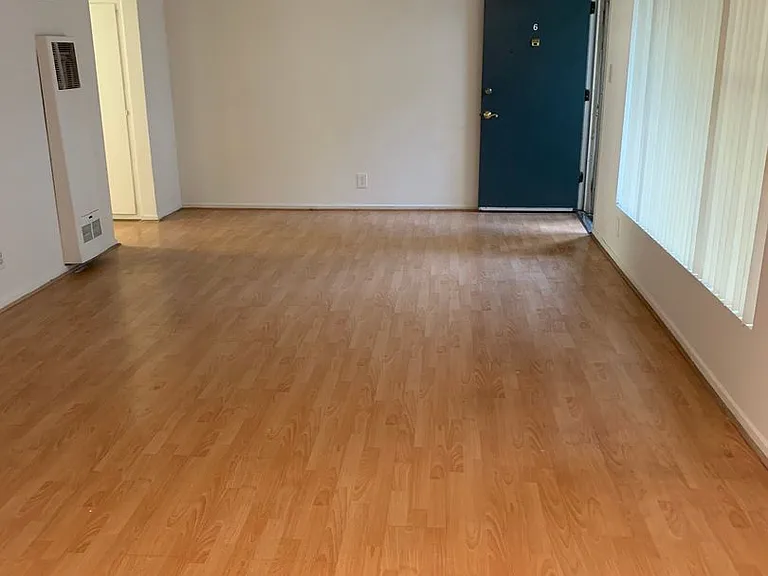 Charming Studio In The Heart Of East Hollywood — Photo 3
