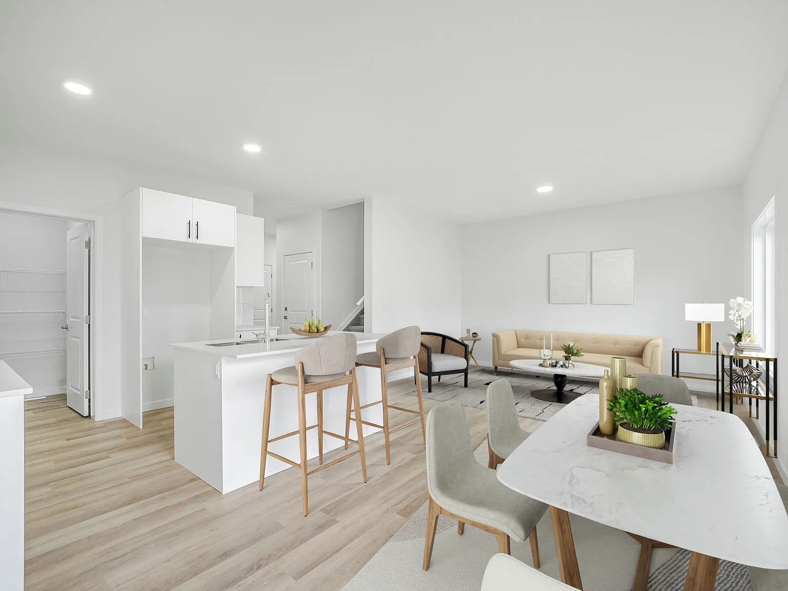 4 bed, 2.5 bath, 1700 sqft, $2,200 — Photo 3