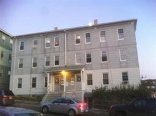 44 Gage St, Worcester, MA 01605