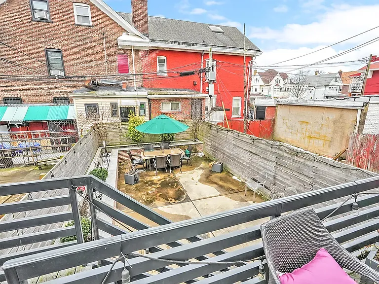 424 Jamaica Ave #1 — Photo 16