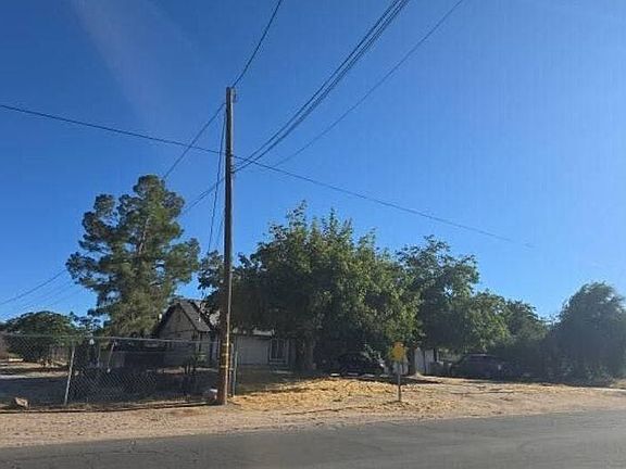 3rd image of 14363 Willow St