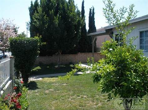 3rd image of 11269 Glenoaks Blvd