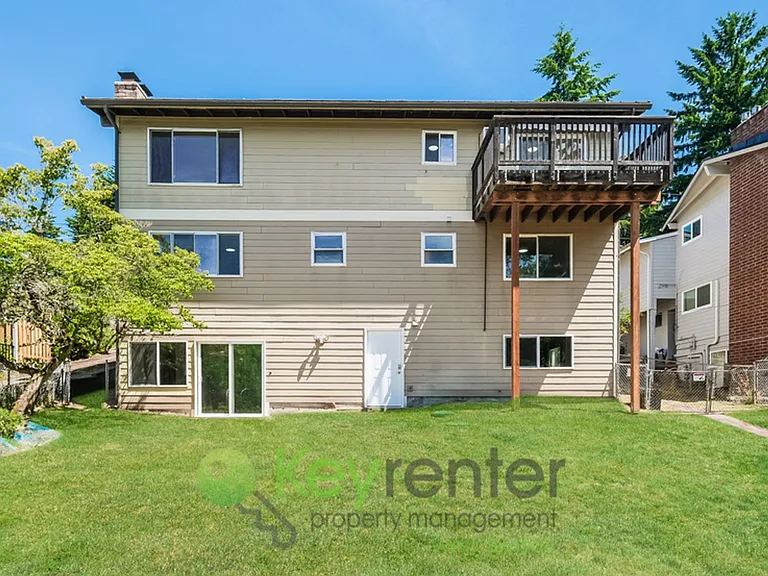 15433 22nd Ave SW — Photo 33