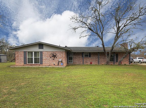 2nd image of 12160 Lost Meadows Dr