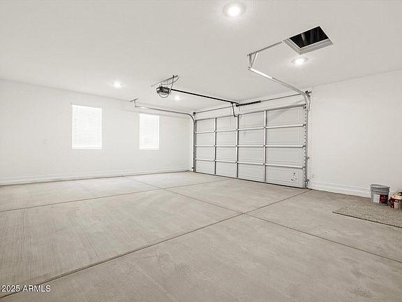 5th image of 326 S SAN GREGORIO Lane