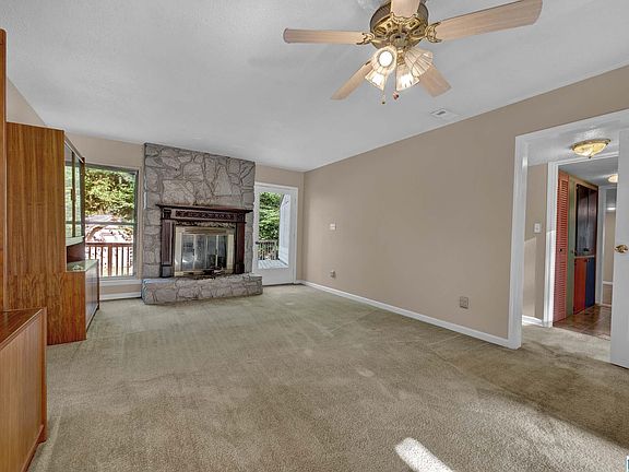 5th image of 4742 Sylvaner Ln