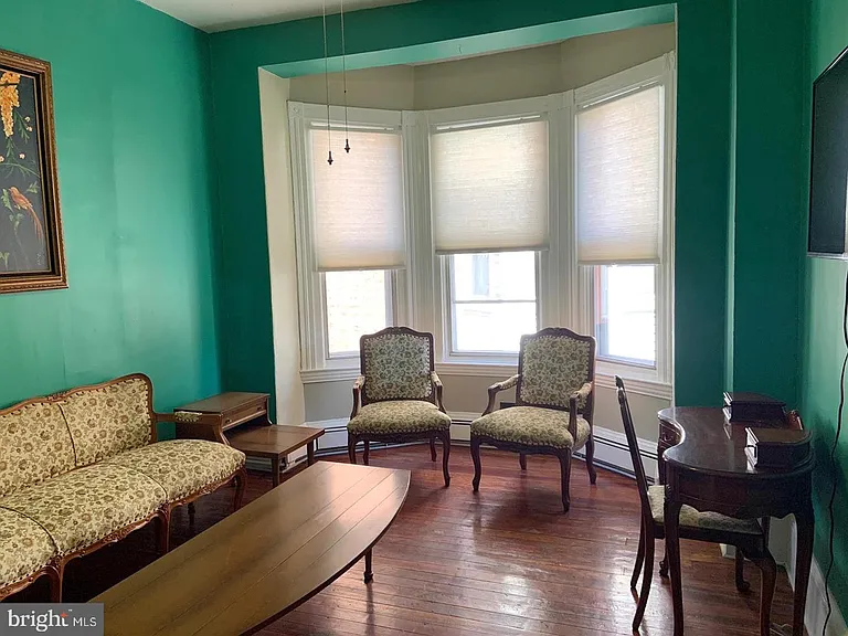 4913 Warrington Ave #2 — Photo 2